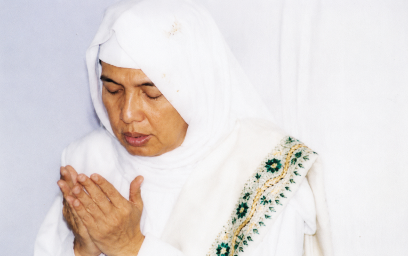 Read more about the article Pemaknaan Lafaz Basmalah secara Isyari Perspektif KH. Achmad Asrori al-Ishaqi