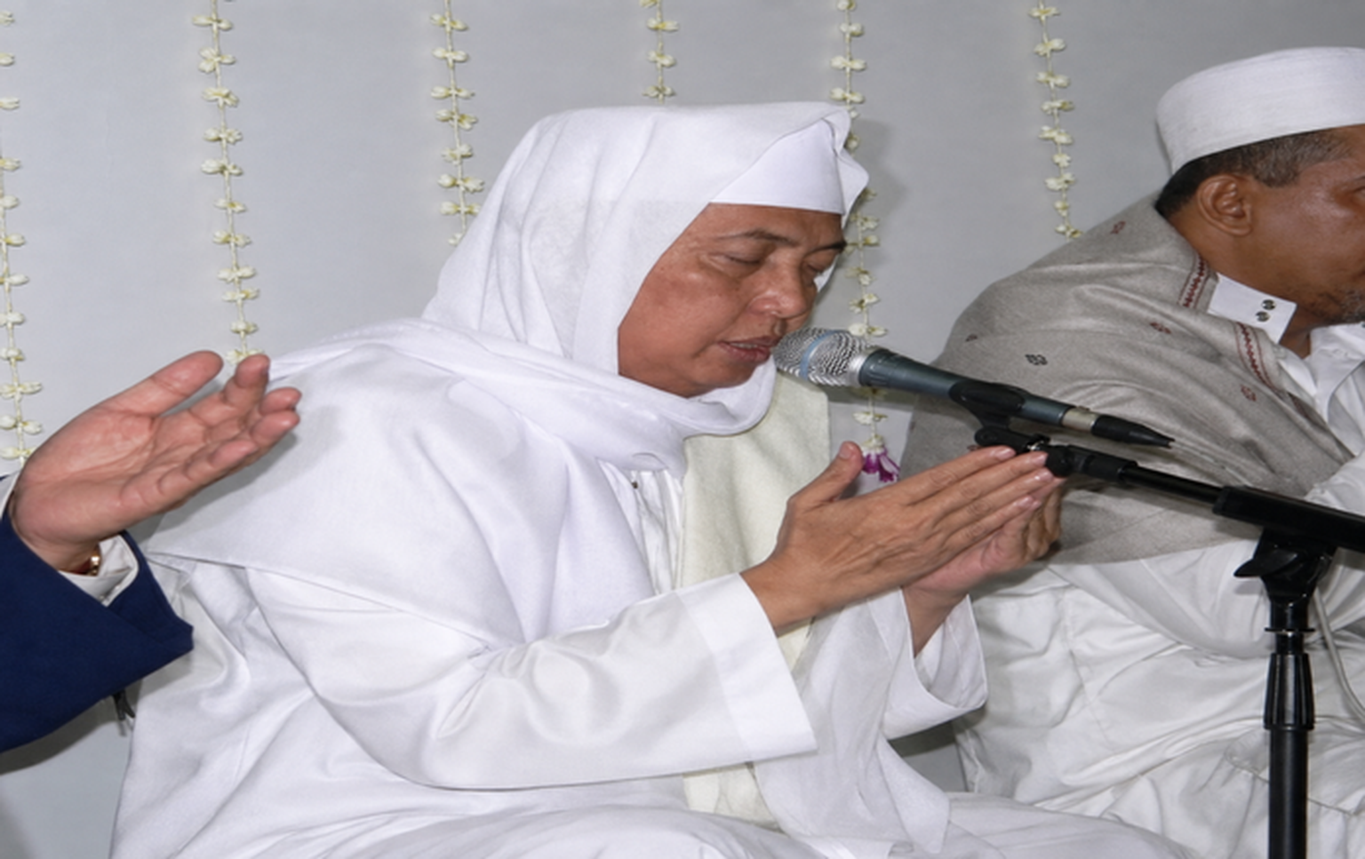 Read more about the article Kitab Basyāir al-Ikhwān: Risalah tentang Tasawuf-Tarekat Pertama Karya KH. Achmad Asrori al-Ishaqi